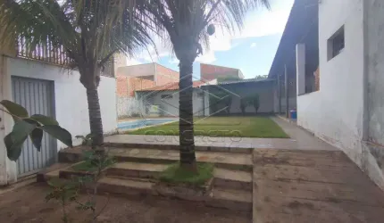 esquina com a R Angelo Colacino