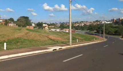 Excelente área para empreendimento Imobiliário ou Comercial