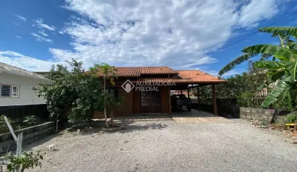 Casa com 2 quartos à venda na Rua Nelson Floriano Campos, 1, Pachecos, Palhoça, 120 m2 por R$ 375.000