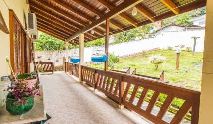 Casa com 4 quartos à venda na Servidão Oscar João Costa, 84, João Paulo, Florianópolis, 217 m2 por R$ 1.590.000