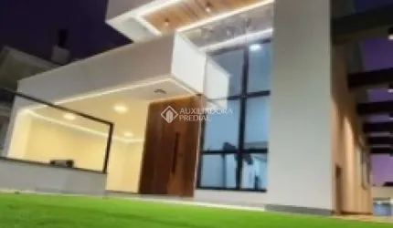 Casa com 3 quartos à venda na Rua das Macieiras, 65, Pedra Branca, Palhoça, 202 m2 por R$ 1.790.000