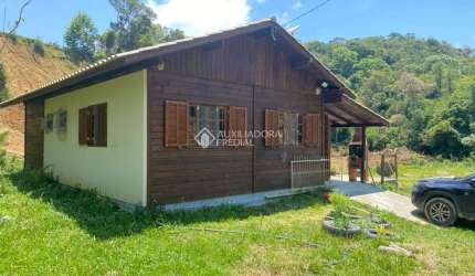 Fazenda à venda na Geral Da Terceira Linha, Segunda Linha, Águas Mornas, 100 m2 por R$ 300.000
