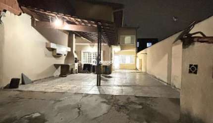 Sobrado no Dom Pedro II em São José dos Campos