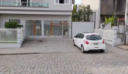 SALA COMERCIAL no IRIRIÚ com 0 quartos para LOCAÇÃO, 0 m²