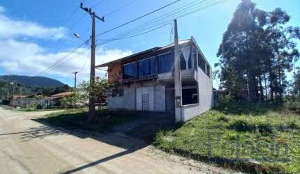 Casa com suíte e 3 banheiros na Vila da Glória/SFS!