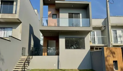 Casa para Venda em Atibaia, jardim Shangri-lá, 3 dormitórios, 3 suítes, 4 banheiros, 2 vagas