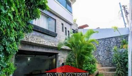 Sobrado à venda na Vila das Mercês