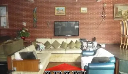 Linda casa no Cambuci!