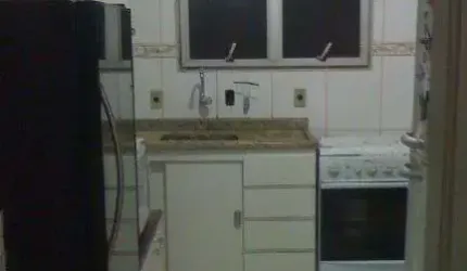 Apartamento reformado com sacada, próximo ao metrô conceição