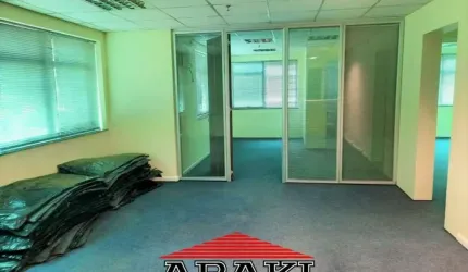 Sala Comercial, Próximo ao metrô Saúde.