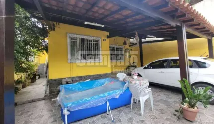 Casa Linear para venda com 2 quartos - Campo Grande com 128m²