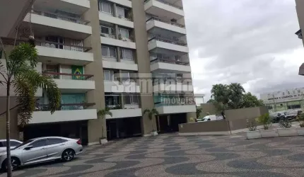 Apartamento para venda com 3 quartos - Campo Grande com 184m²