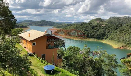 Chácara / sítio com 3 quartos à venda no Pouso Frio, Natividade da Serra , 200 m2 por R$ 790.000