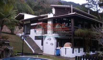 Casa na Praia de Guaecá - Portal do Carmo - São Sebastião
