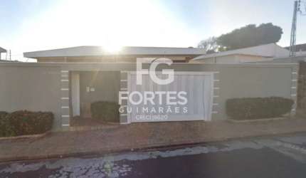Casa Padrão para Locação de 3 quartos no Bairro Jardim Sumarezinho