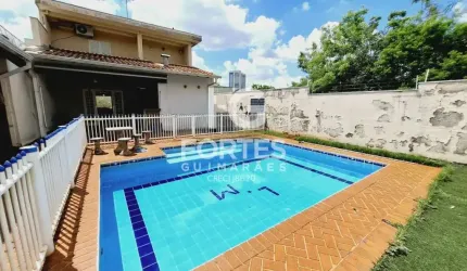 Casa com 2 Dormitórios com 230m² no Bairro Alto da Boa Vista!