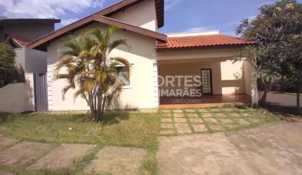 Casa Condomínio com 04 Quartos em Bonfim Paulista!