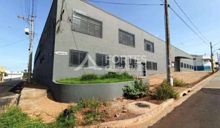 Galpão com 2500 m² no Bairro Vila Carvalho!