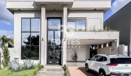 Sobrado Pé Direito Duplo 394m² com 3 quartos suítes completos em armários, 2 com sacadas e uma vista privilegiada, No Vila Do Golf, a 5 minutos do Shopping Iguatemi e escolas Concept e Liceu Albert Sa