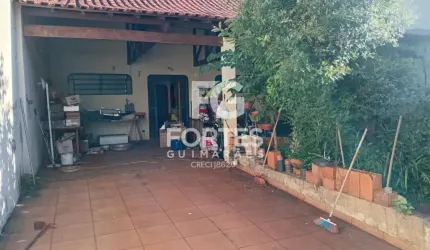 Casa Para Locação, 03 Quartos Sendo 01 Suíte, 200 m² de Área Construída, Presidente Médici