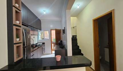 Lindo sobrado em condomínio residencial 2 dormitórios Planejados