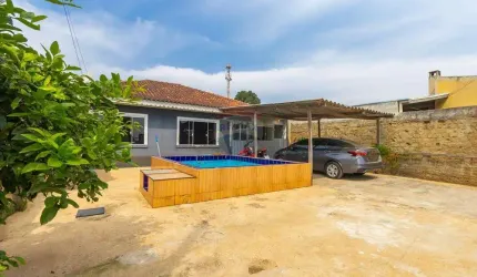 Casa a venda 3 quartos, área gourmet com churrasqueira, com piscina, em São Dimas, Colombo - PR.