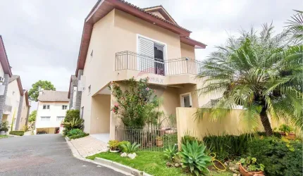 Casa com 3 quartos sendo um suíte, 3 vagas de garagem –Bom Retiro –Curitiba/PR  R$ 1.580.000,00