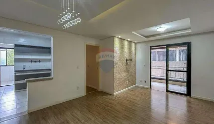 Vende-se apartamento no Condomínio Mondo Itália, com 3 dormitórios, 1 suíte e 2 vagas cobertas.