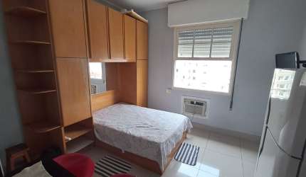 Kitnet para Alugar Mobiliada 30m² Boqueirão, Santos - SP