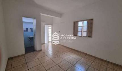 Casa para alugar, 97 m² por R$ 1.554,00/mês - Centro - Pindamonhangaba/SP
