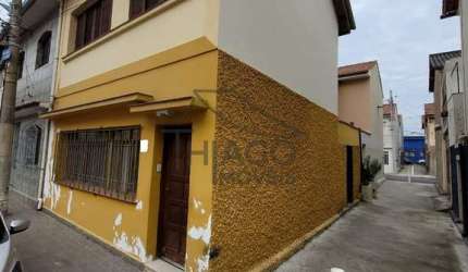 Excelente casa à venda no Brás, com 2 dormitórios, fácil acesso ao Metrô Belém e estação Brás