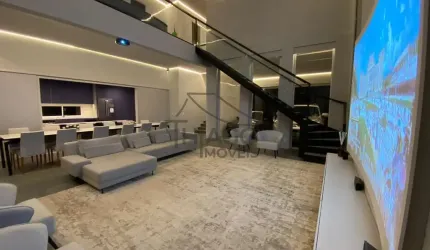 Excelente e luxuoso sobrado à venda, no bairro de  Alphaville, Santana de Parnaíba, situado na zona