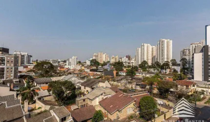 Cobertura a venda no Cristo Rei, 2 dormitórios, 2 vagas de garagem
