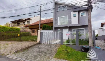 Casa a venda no Pilarzinho, 3 dormitórios, 2 vagas de garagem