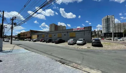 Loja para Locação em Curitiba, Capão Raso, 2 banheiros