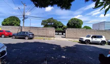 Lote/Terreno para aluguel, no bairro Cabral, Teresina/PI