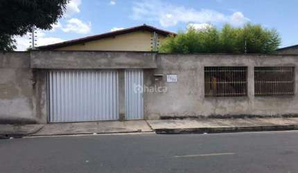Casa Residencial à venda, no bairro Parque Ideal, Teresina/PI