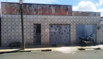 Casa Residencial à venda, no bairro Itarare, Teresina/PI