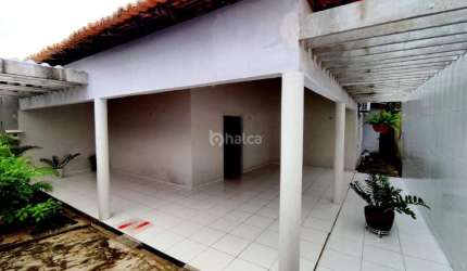 Casa Residencial à venda, no bairro Monte Castelo, Teresina/PI