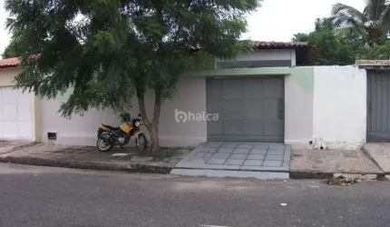 Casa Residencial à venda, no bairro Marques, Teresina/PI