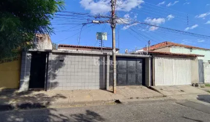 Casa Residencial à venda, no bairro Mafua, Teresina/PI