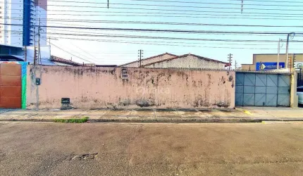 Casa Comercial para Alugar no Bairro São Cristóvão