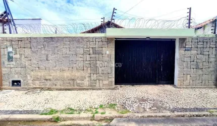 Casa Residencial à venda, no bairro Santa Isabel, Teresina/PI