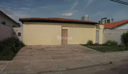 Casa Comercial à venda, no bairro Noivos, Teresina/PI