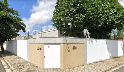 Casa Comercial à venda, no bairro Fatima, Teresina/PI