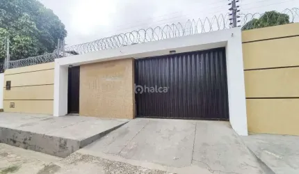 Casa Residencial à venda, no bairro Ininga, Teresina/PI