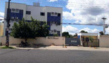 Apartamento a Venda no Condomínio Solar do Caninde, Bairro Ininga em Teresina-PI