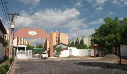 Apartamento à venda, Condomínio Colinas do Poty no bairro Primavera, Teresina/PI