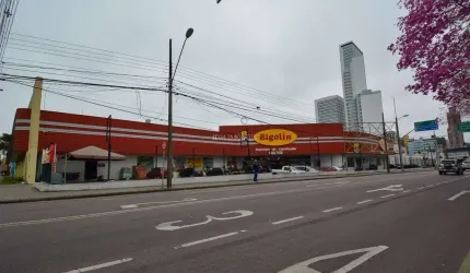 Ponto comercial à venda na Avenida Silva Jardim, 039, Rebouças, Curitiba por R$ 18.000.000