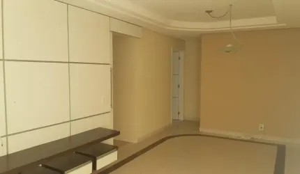 Apartamento todo reformado com 2 dormitórios no Jardim São Dimas